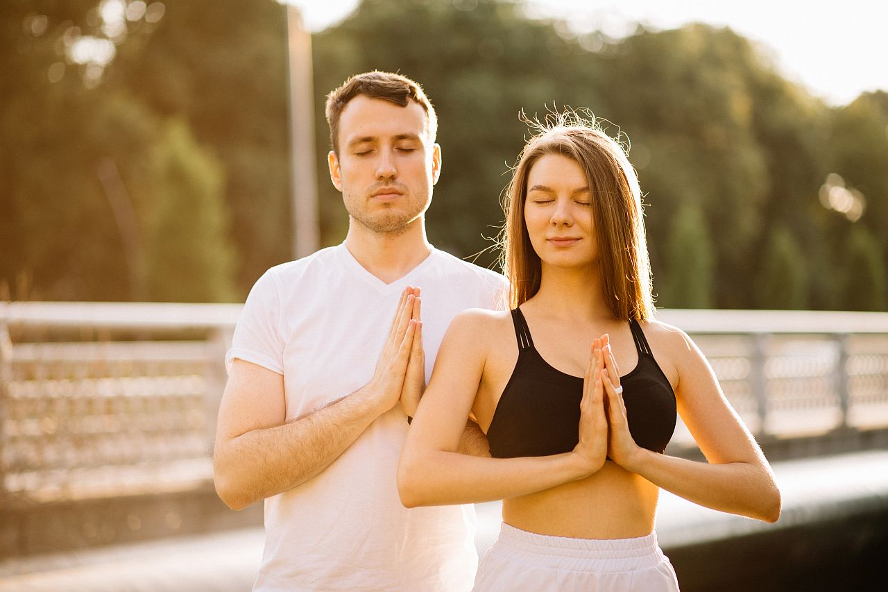 Sex yoga pentru a oferi pace interioară și concentrare asupra sexualității