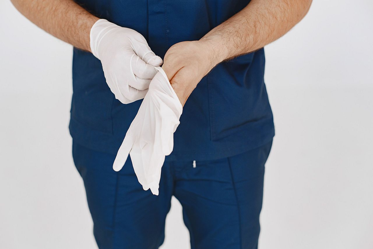 Consultarea unui specialist cu un anus prolapsat