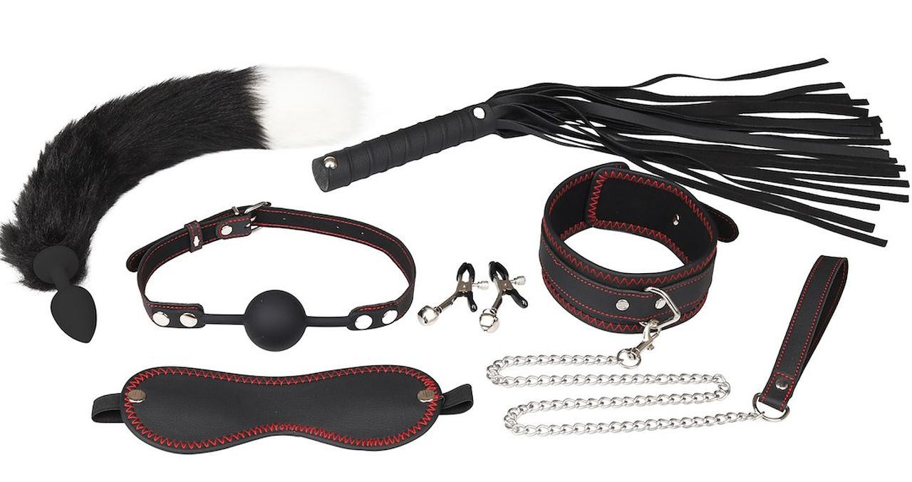 Un set de accesorii pentru cupluri de la marca Erospace
