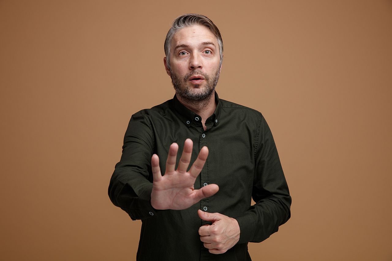 Ce se întâmplă dacă soțul refuză să aibă relații sexuale? Aflați cauzele și soluțiile la problemă