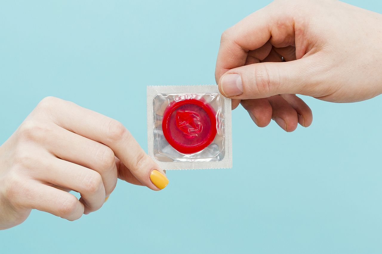 Prezervativele feminine - calea modernă către sexul sigur și informat