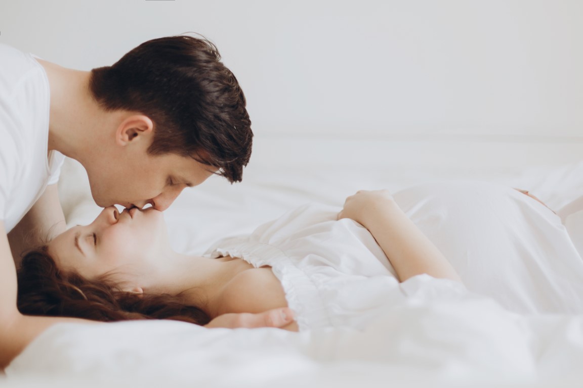 Poziția de sex cu cățelușul - cum arată și ce senzații produce?