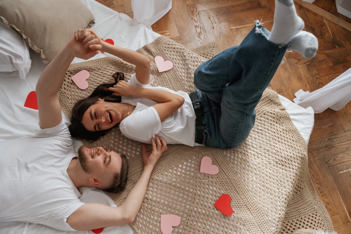 Un gadget care ajută la obținerea unei erecții complete și la îmbunătățirea calității actului sexual - cum vă puneți un inel de erecție?