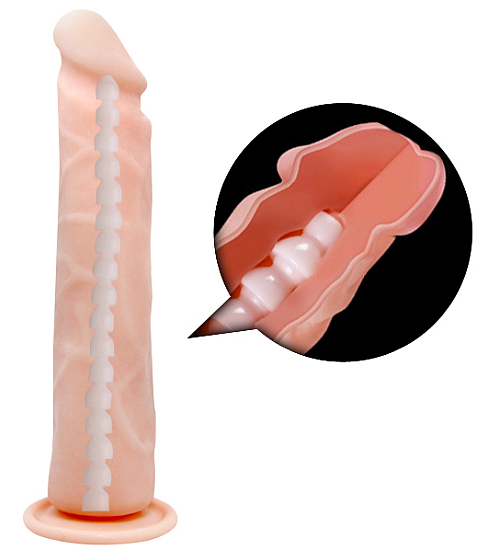 Dildo cu coloană vertebrală pe o ventuză
