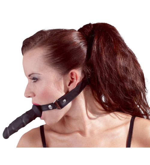 Căluș din piele cu dildo din silicon