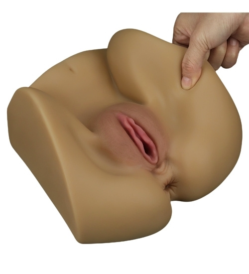 Vaginul suculent al unei femei subțiri