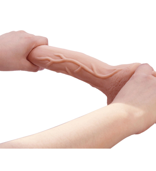 Un penis cyberskin realist mare