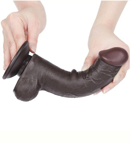 Membru artificial maro cu testicule